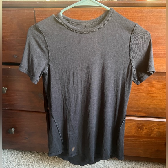 lululemon athletica Tops - Lululemon Fitted Tee